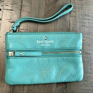 ♠️ Kate Spade Teal Wristlet ♠️